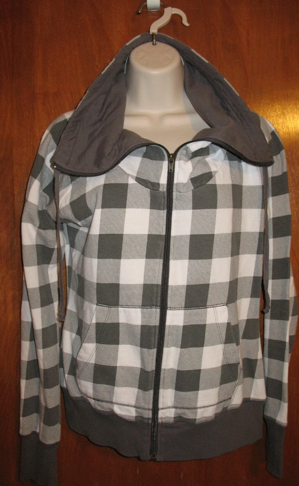 AUTOESTIMA Jrs. Moletom com zíper médio (xadrez cinza) excelente estado - Imagem 1 de 1