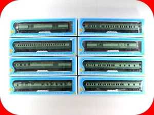 HO Scale ***SOUTHERN CRESCENT LIMITED*** Passenger Car 8-Pack Set ---- IHC 49638 - Picture 1 of 8