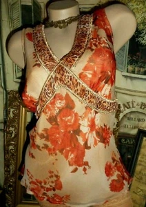 L Silk Blouse Beige Orange Leopard Empire V Neck Beaded NWOT & MOP Bracelet - Foto 1 di 4