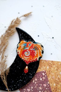 DIY Jewelry making kit "The Dragon", Seed beaded brooch, Bead Embroidery Kit - Picture 1 of 8