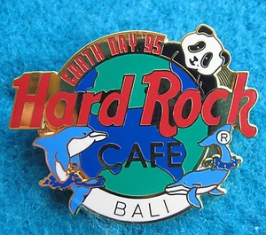 BALI EARTH DAY 1995 GLOBUS PLANET RIESENPANDA DELFIN & WHALE Hard Rock Cafe PIN - Bild 1 von 1