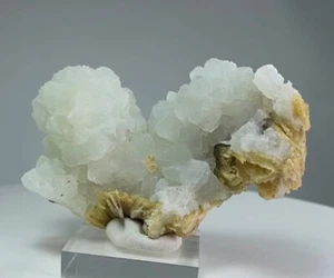 PREHNITE LIGHT GREEN CRYSTALS and CLINOZOISITE from PERÚ...LITTLE SHEEP PREHNITE - Picture 1 of 13