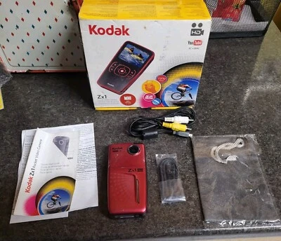 Kodak Zx1 Pocket Video Camera & Photo Camera Red 720p HD YouTube - Image 1 of 4