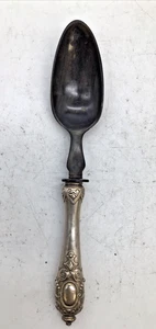 Cuchara vintage ornamental con mango de espina de plata victoriana - Imagen 1 de 6