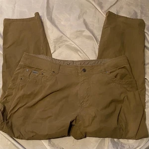 Kuhl Revolvr Stretch Lightweight Mens Khaki Pants Size 40 x 30 (1) - Picture 1 of 4