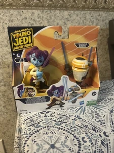 Personaggi Disney Star Wars Pop-Up spada laser Duello, Lys Solay & Training Droid 4" - Foto 1 di 4