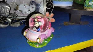Walt Disney World Mickey Minnie Mouse kleine Schneekugel rosa Auto - Bild 1 von 4