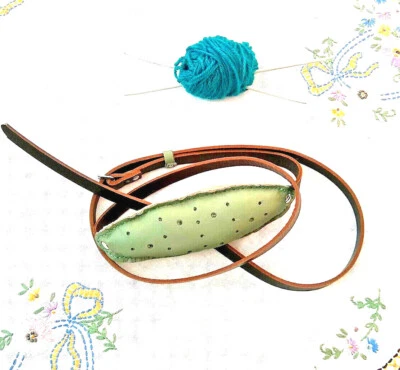 MY OWN PRODUCTION Knitting Belt LONG made to order, leather; horsehair stuffed, up to 60 inches