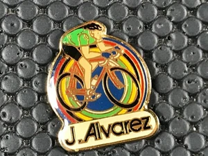 pin's pin BADGE VELO BICI BIKE ALVAREZ - Imagen 1 de 1