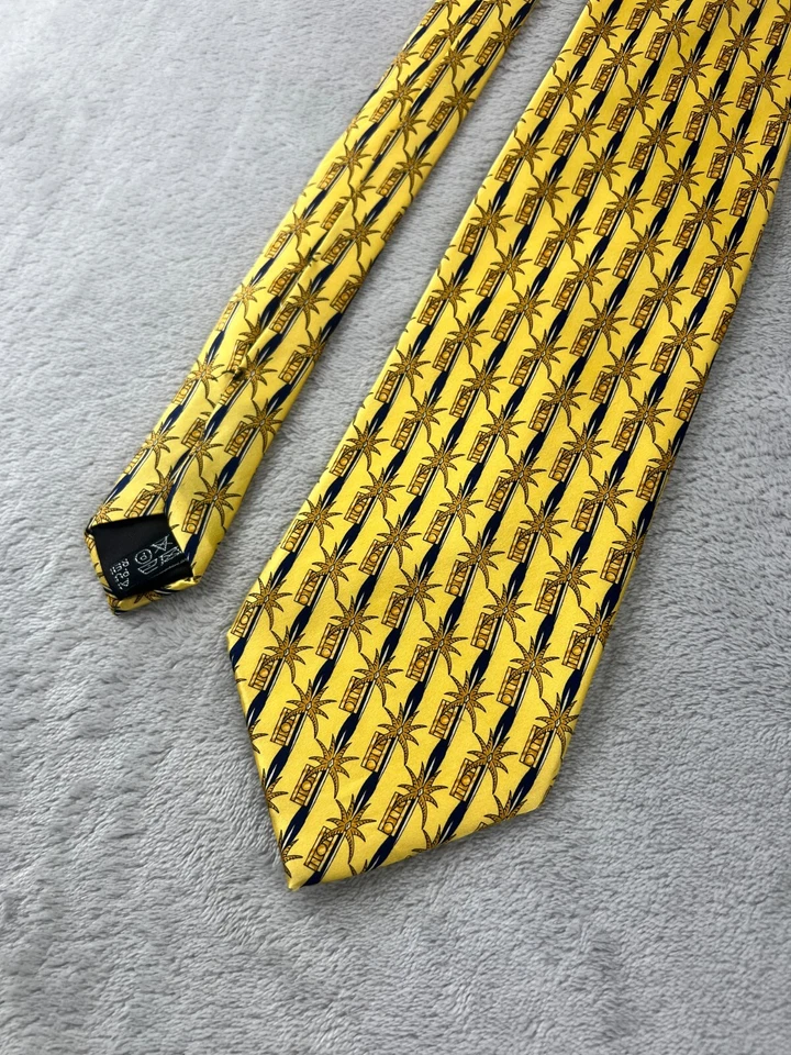 LANVIN PARIS DRESS SUIT DESIGNER 100%SILK NECKTIE TIE YELLOW Made in France 👔❤️ - Image 1 of 4