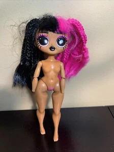 LOL Sorpresa OMG Remix Rock Metal Chica Desnuda Muñeca 10” Sin Manos - Imagen 1 de 5