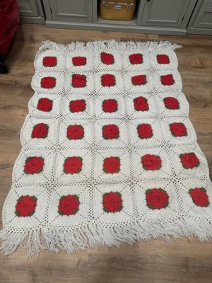 手工制作奶奶方形玫瑰花阿富汗 54 英寸 x 61 英寸 — 第 1/3 张图片