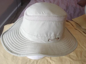 Sombrero Tilley Endurables Airflo, talla 6-7/8, Hecho en Canadá, ¡Gran Forma! - Imagen 1 de 2