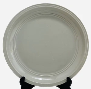 "Juego de 2 platos de cena cupé de galería de mesas de 10,75"" gris granja" - Imagen 1 de 4