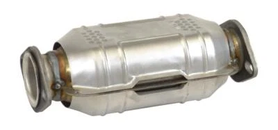 Catalytic Converter for 2000-2003 Nissan Nissan 2.4L L4 GAS DOHC - Image 1 of 4