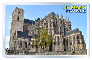 Le Mans France Cathedral Fridge Magnet Souvenir - Picture 1 of 1