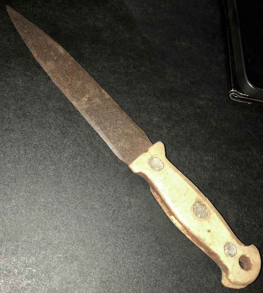 Original WW2 Italian Fighting Knife Dagger Bakelite Roman Trench Art Ground Dug - Image 1 of 4