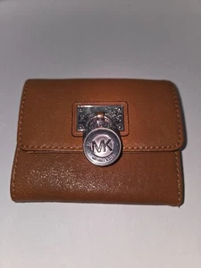Used Black Michael Kors Hamilton Small Flap Brown Leather Wallet Lock - Picture 1 of 7