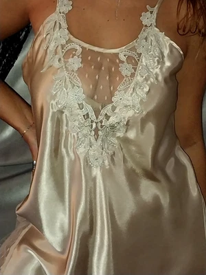 VINTAGE CETIM BRILHANTE OURO VIÉS INSERÇÃO DOPPLERS CHANTILLY RENDA BABYDOLL L 40/42" - Imagem 1 de 4