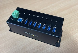 StarTech ST7300USBME Rugged Metal 7 Port USB3.0 Hub (5Gbps) - Picture 1 of 4