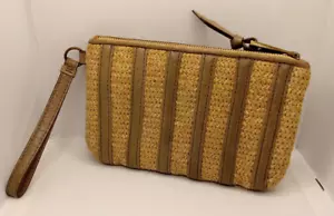 Simply Vera-Vera Wang Natural Woven Straw Wristlet Clutch, Tan - NWOT - Picture 1 of 6