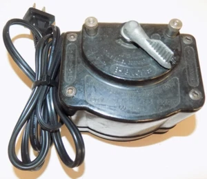 Lionel #1073 60 Watt Train Transformer Tested Good Cord (D) - Picture 1 of 3