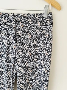 REVIEW Black Floral Print Pants SIZE 6 - Picture 1 of 5