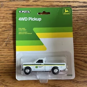 1992 ERTL John Deere Ford 4WD Pickup #5692 1/64 Diecast NEW - Picture 1 of 3