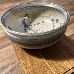 Handgefertigte Keramik Schüssel blau grau 8,25 x 4 Zoll mit Herstellermarke - Bild 1 von 6