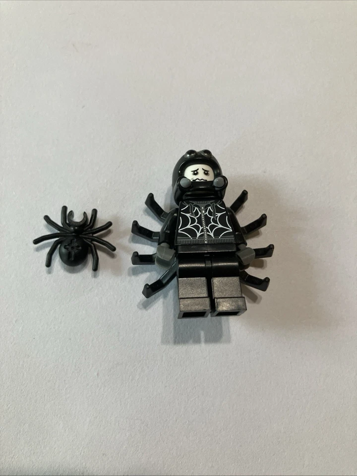 LEGO минифигурка серии 18 костюм паука мальчика тарантул, и костюм 71021 - Изображение 1 из 1