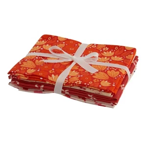 Countryside Style Red Themed Pack of 5 Cotton Fat Quarters - Sewing Online FA239 - Picture 1 of 2