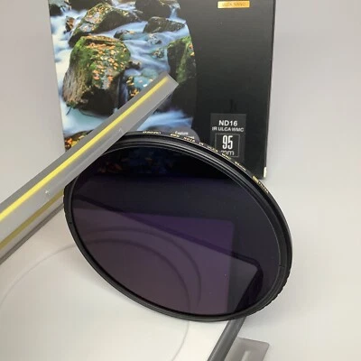 Benro Master 95mm 4-stop (ND 16 / 1.2) Solid Neutral Density Filter - Image 1 of 4