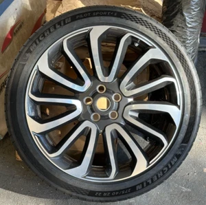 Range Rover L405 brand new OEM tire and wheel 275/40 ZR 22 2013 2014-2025 - Picture 1 of 9