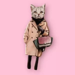 Fashion stylist chic Tabby Cat handbag Trench Coat quirky kitsch  brooch Earring - Picture 1 of 3