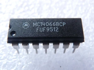 Circuit Intégré MC14066BCP - Motorola - 1 pcs - Picture 1 of 1