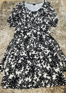 LADIES HOBBS SIZE 12 Really Nice Condition Black And White Easy To Wear - Picture 1 of 9