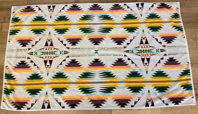 Toalla de spa Pendleton Falcone Cove de terciopelo de algodón de gran tamaño 40"x70" Foto 1 de 4