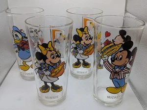 Bicchieri Pepsi 1978 serie da collezione Disney Minnie Mouse, Topolino, Paperino - Foto 1 di 17