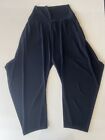 ISSEY MIYAKE Black Harem Tapered Leg Ankle Pants Size 2/Small