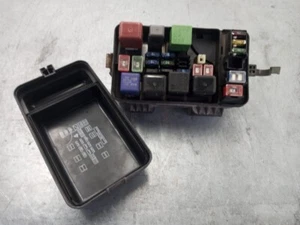 8267005040 fuse box 826280 for TOYOTA CARINA (T19) 2.0 BERLINA 1994 - Imagen 1 de 6
