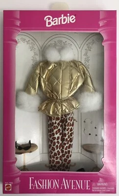 Barbie Chaqueta Hinchada Dorada Leopardo Moda Avenida Colección 1995 Mattel 14980 NUEVA Foto 1 de 3