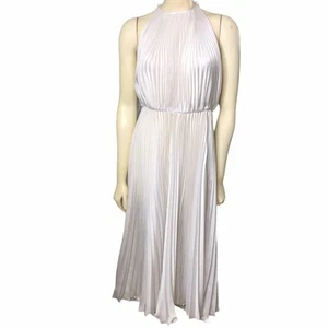 Marilyn Monroe-style Accordion Pleat Dress - Picture 1 of 5