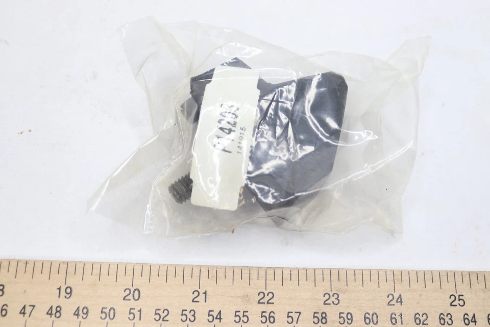 Bucha de para-choque de braço de controle de suspensão dianteira Napa 14203 - Imagem 1 de 1