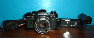 Olympus OM10 35mm Kamera Auto-S 1:1.8 f=50mm mit Winder 2 Autowinder - Bild 1 von 12
