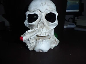 Aschenbecher Totenkopf Schädel Gothic Death Tod Skull NEU - Bild 1 von 9