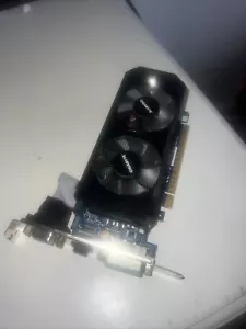 GIGABYTE NVIDIA GEFORCE GT430 1 GB RAM 128 BIT BUS WIDTH HDMI/DVI PCI-EX16 (ddr3 - Picture 1 of 5