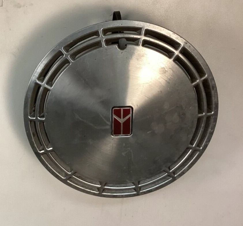 Oldsmobile 88 98 Eighty Eight 1989-1991 tapacubos Custom Cruiser cubierta de rueda Foto 1 de 2