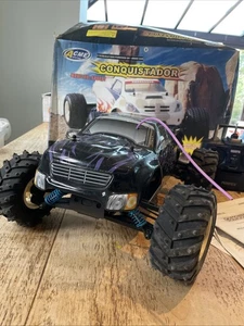 Conquistador 1/10 Scale 4wd Radio Controlled Off Road Gas Powered Car - Picture 1 of 7