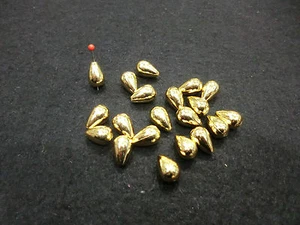 20 GOCCE PERLE PERLINE DECORAZIONI BIGIOTTERIA FAI DA TE IN PLASTICA COL. ORO - Picture 1 of 1