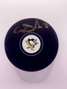 AUTOGRAPHED/SIGNED Hockey Puck Evgeni Malkin Pittsburgh Penguins